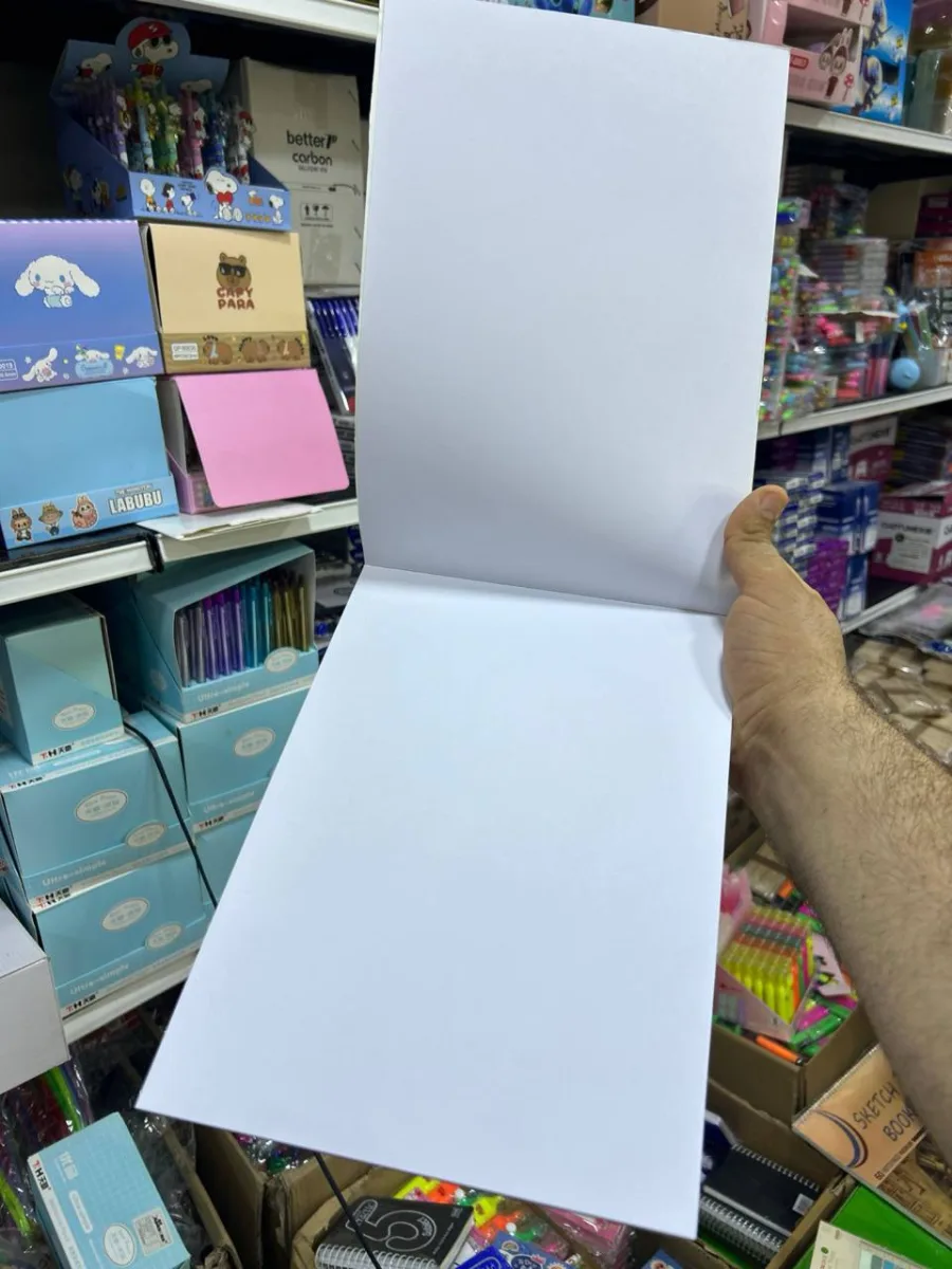 صورة سكتش ابيض دسكفرى كعب A4