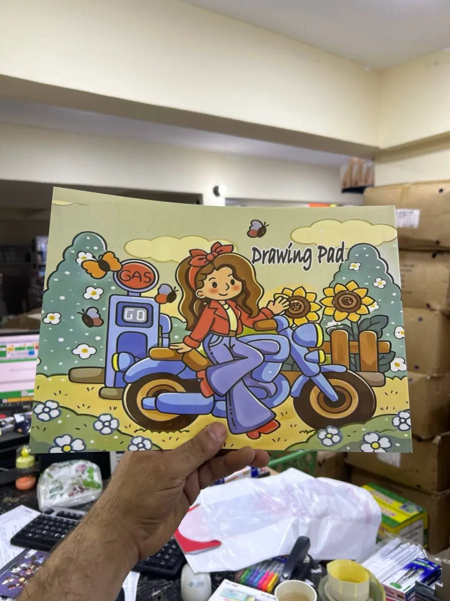 صورة باكو ١٠ كراسة رسم كبيرة M&T - ورق ٨٠ جرام 