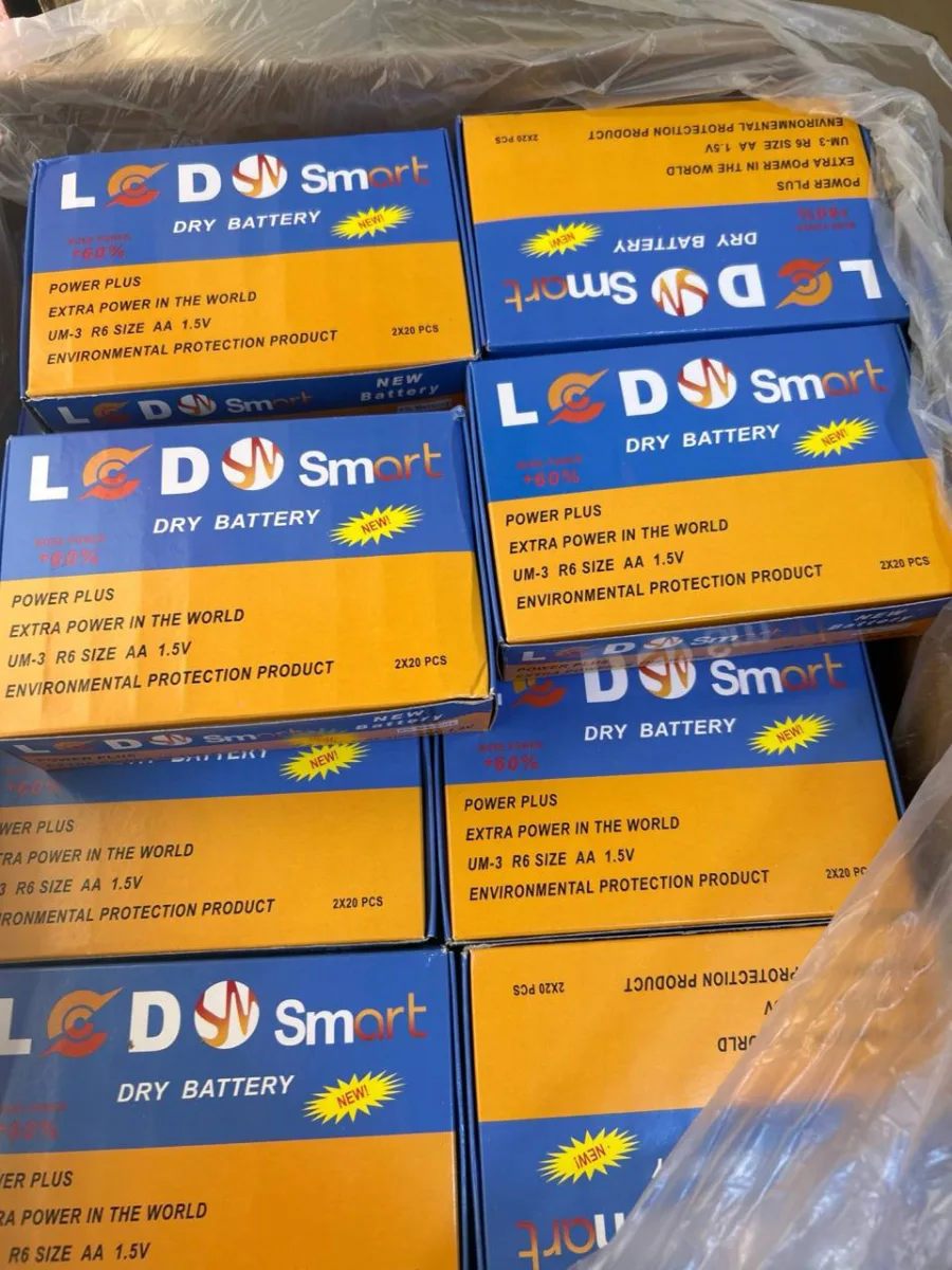 صورة علبة ٢٠ كارت LCD - قلم