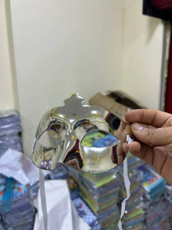 صورة 5 — ماسك حفلات جليتر