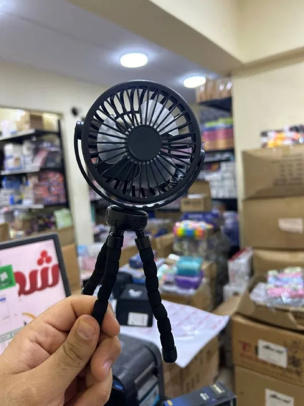 صورة 2 — مروحة بحامل ثلاثى - يد شاموه