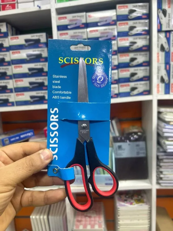 مقص X215